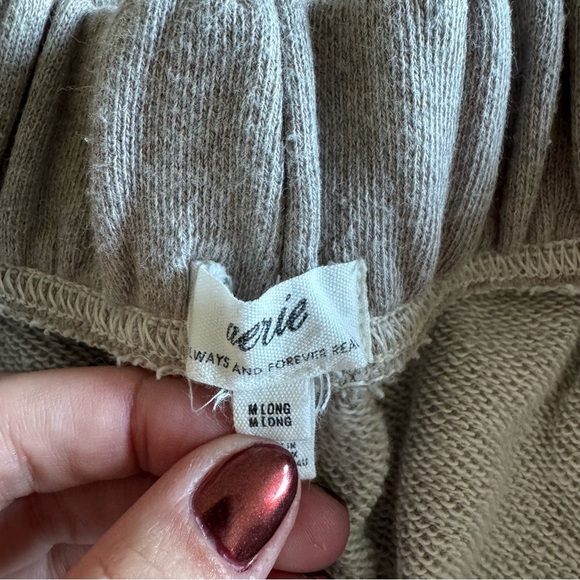 Aerie Seams Right Barrel Sweatpant medium tall heathered taupe SOLD OUT - Picture 10 of 10